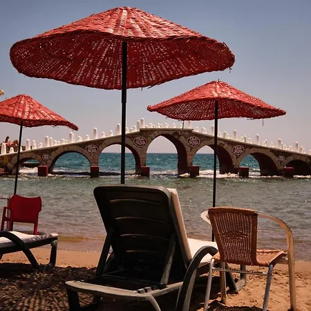 Club Sera Hotel