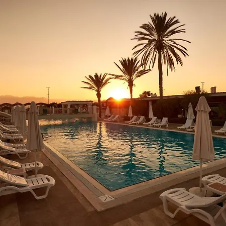 Hotell Club Sera 5*