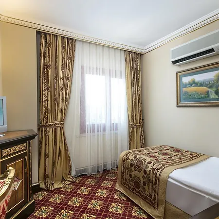 Club Sera Hotel 5*